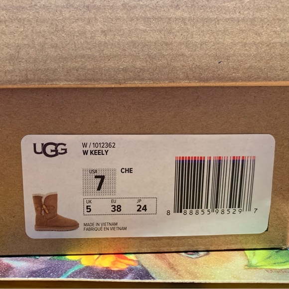 ๐๐๐ NIB - UGG Keely Boots - Size 7 - Color - Chestnut - Picture 5 of 5